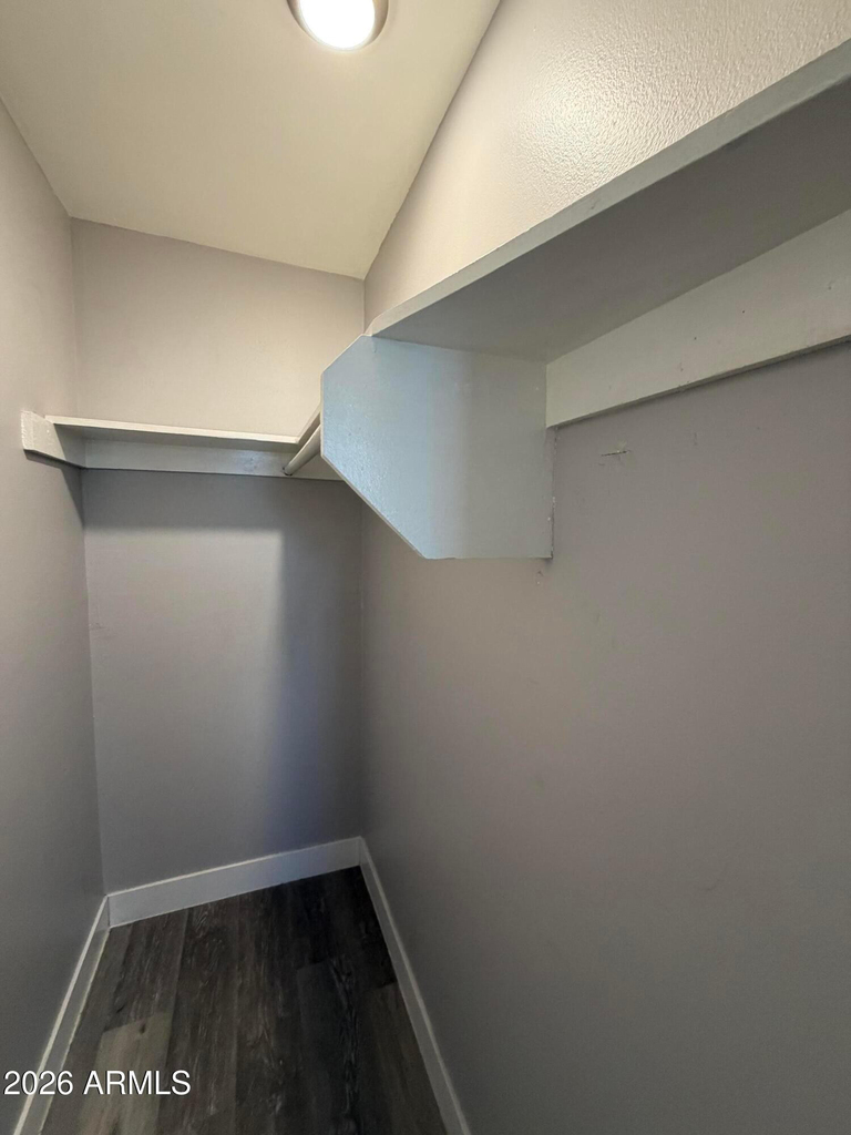 1833 E Harvard Street - Photo 7