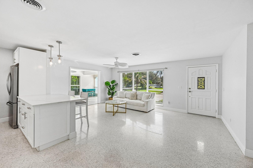 371 Saturn Avenue - Photo 10