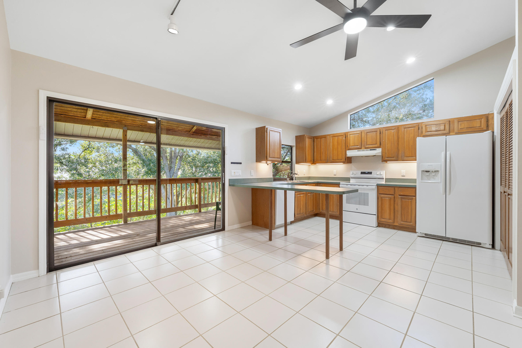 8070 Se River Lane - Photo 8