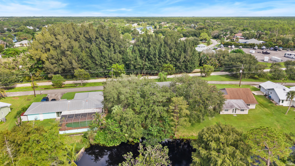 8070 Se River Lane - Photo 26