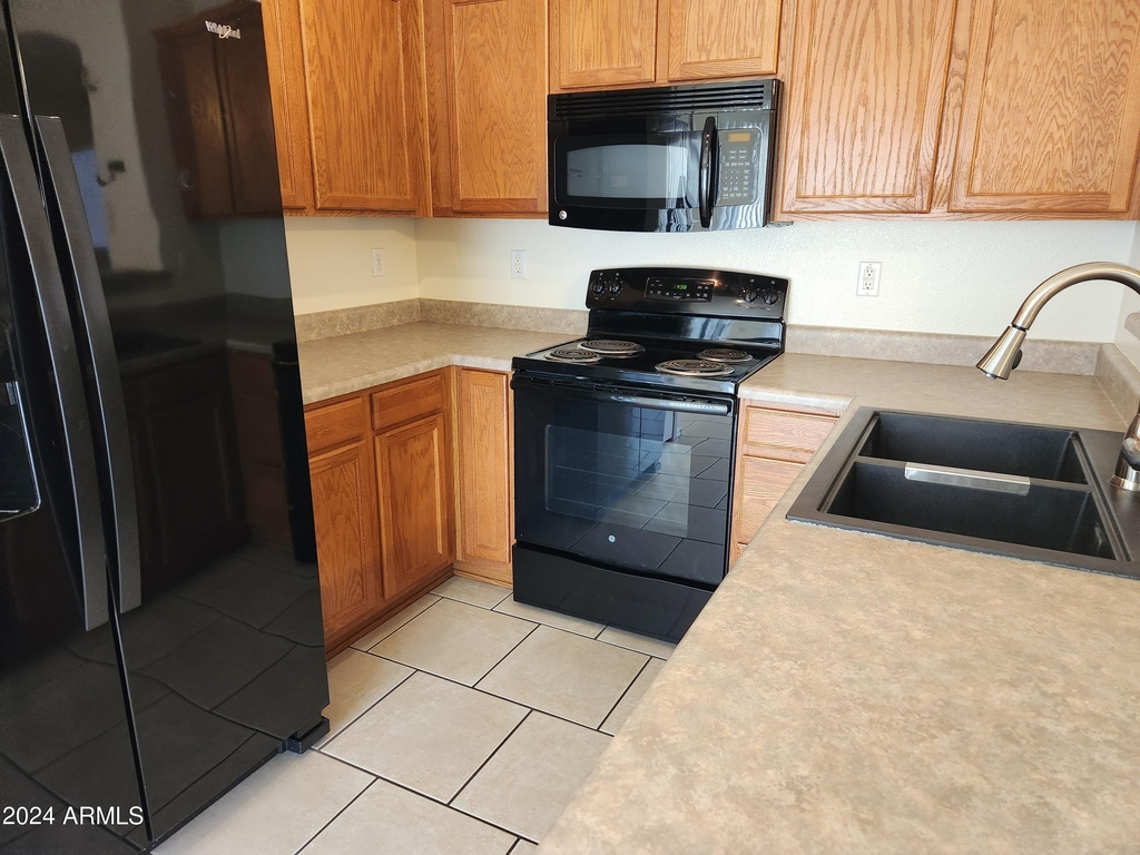 15923 W Post Drive - Photo 6