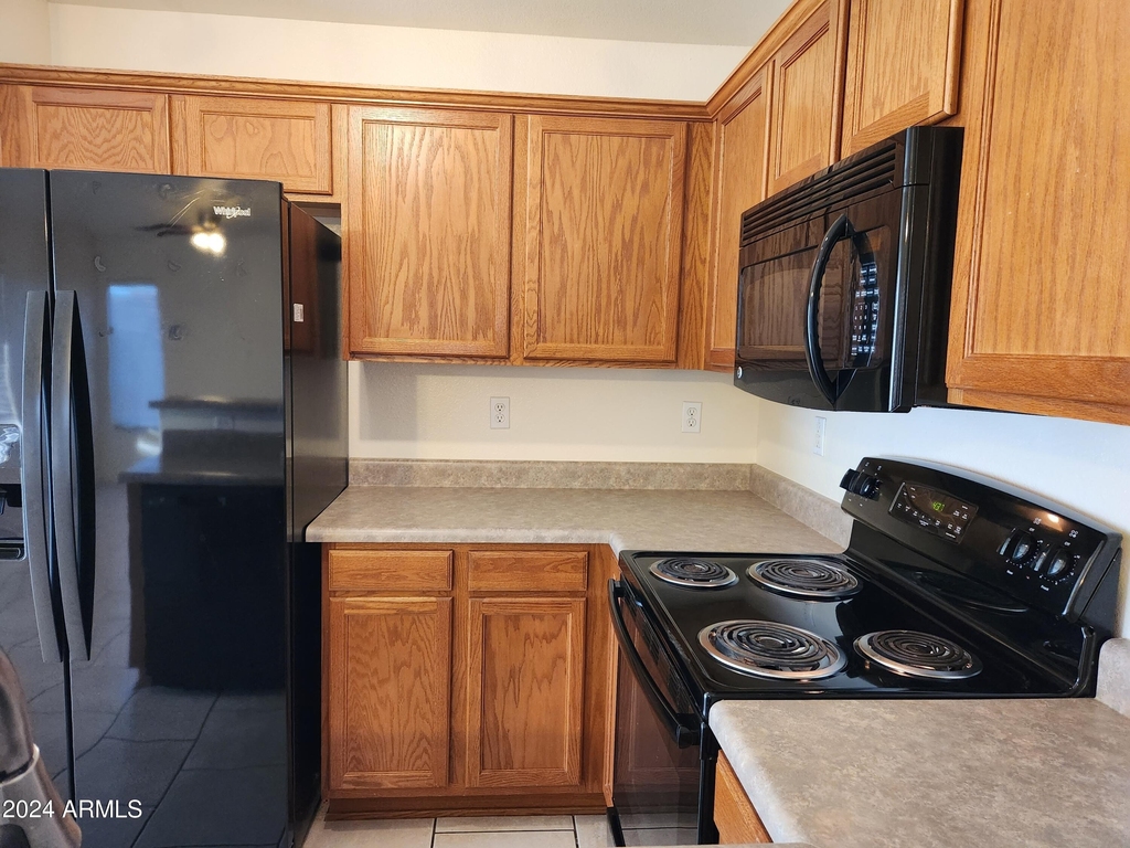 15923 W Post Drive - Photo 4