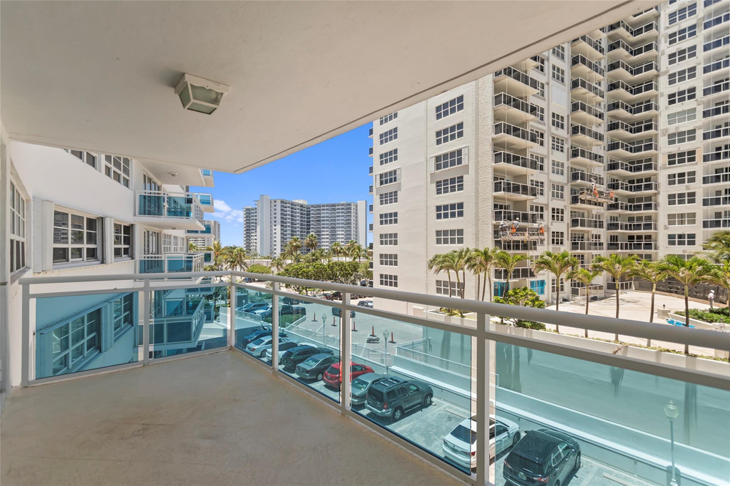 3430 Galt Ocean Drive - Photo 30