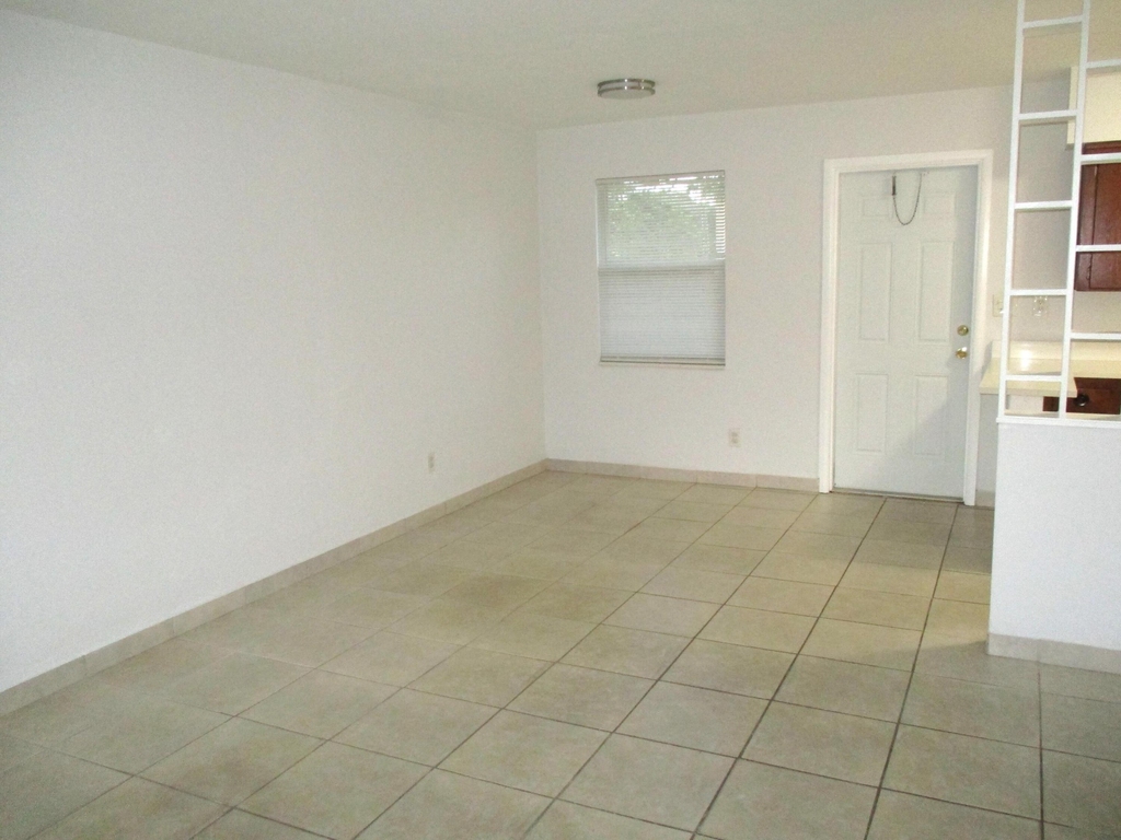 2640 Pierce Street - Photo 0