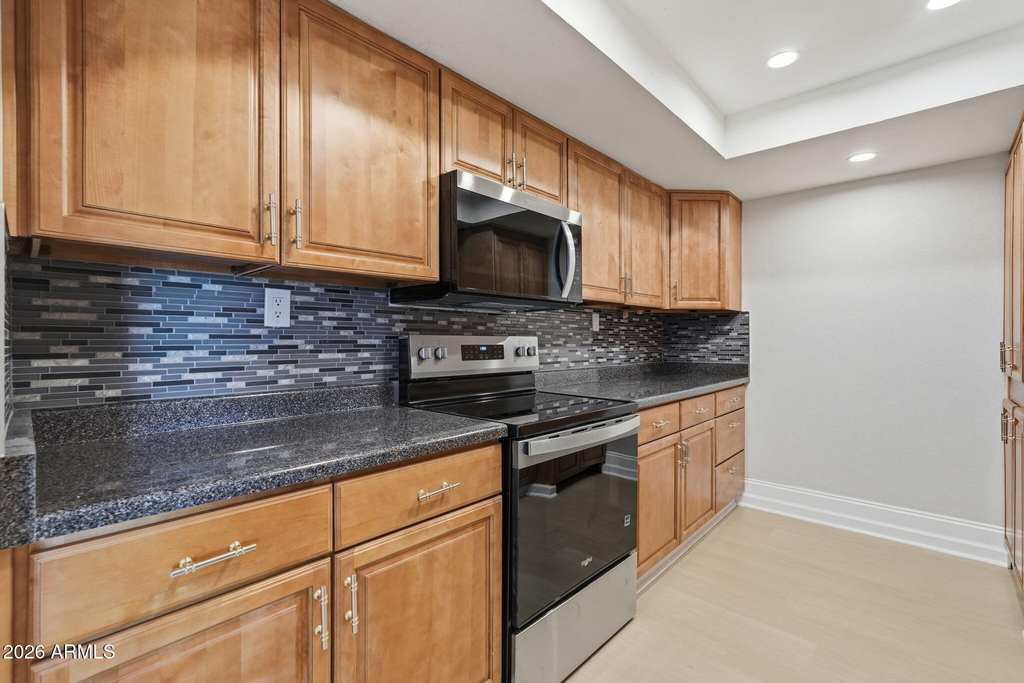 3825 E Camelback Road - Photo 11