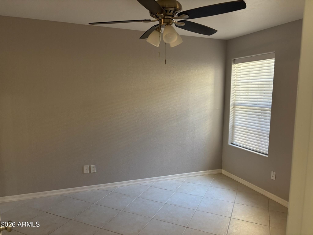 1333 E Morten Avenue - Photo 12
