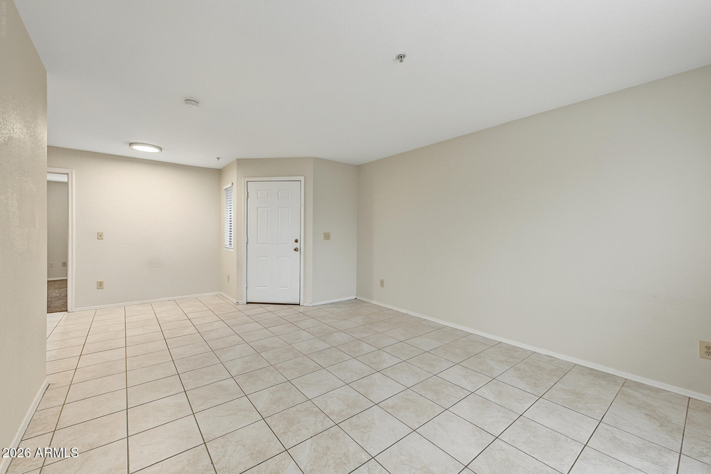 16033 N 25th Street - Photo 2