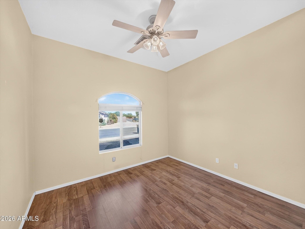 4209 W Wahalla Lane - Photo 25