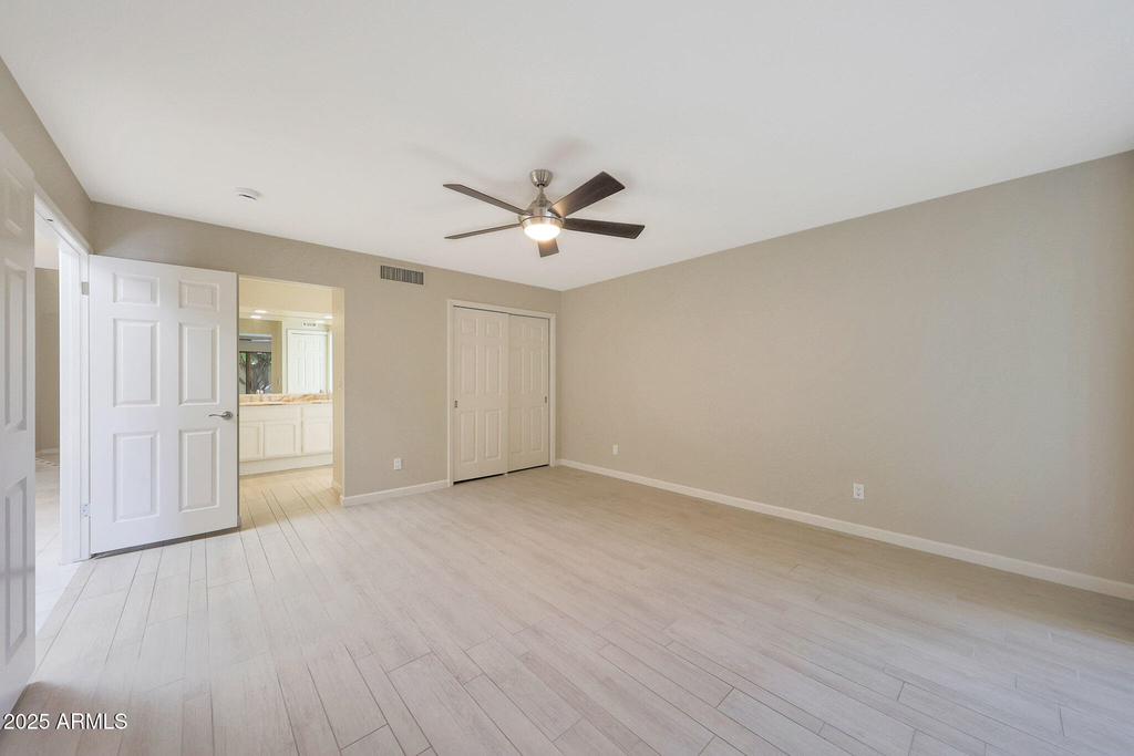 2422 E Oregon Avenue - Photo 14