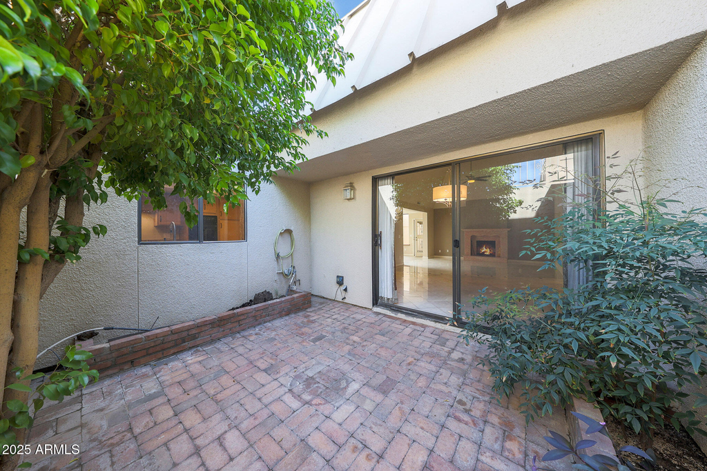 2422 E Oregon Avenue - Photo 5
