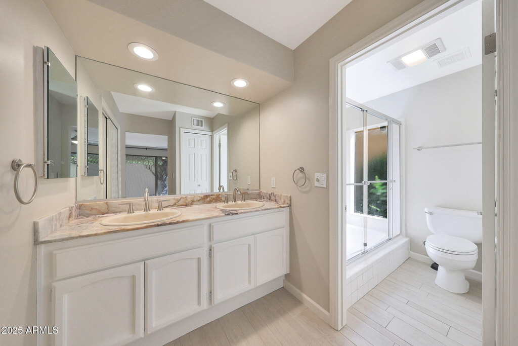 2422 E Oregon Avenue - Photo 16