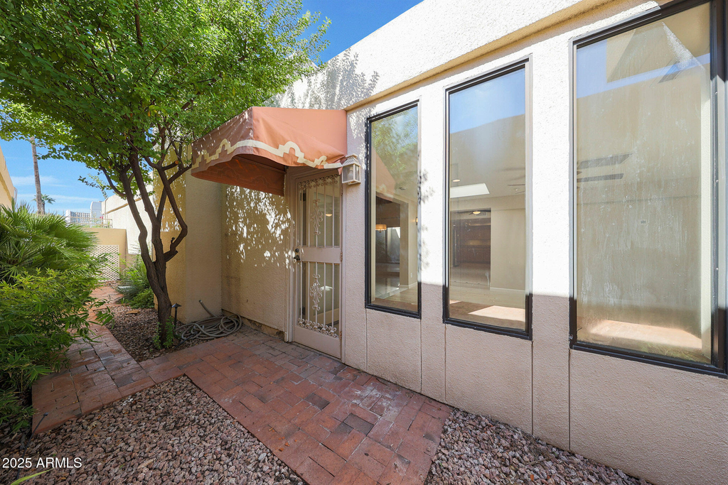 2422 E Oregon Avenue - Photo 24