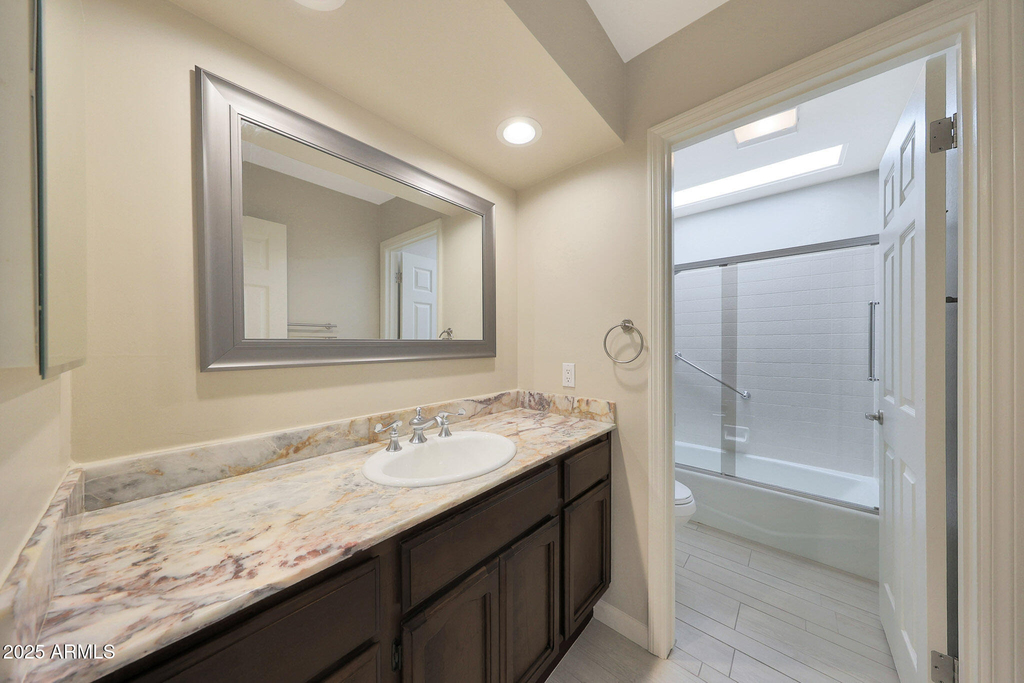 2422 E Oregon Avenue - Photo 20
