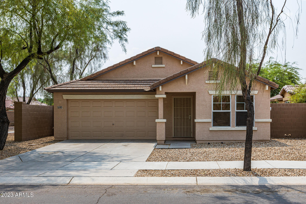 15193 W Adams Street - Photo 30