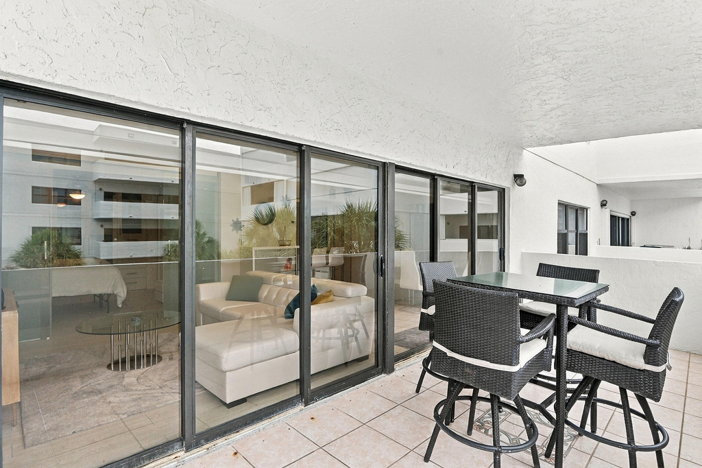330 Se 20th Avenue - Photo 24