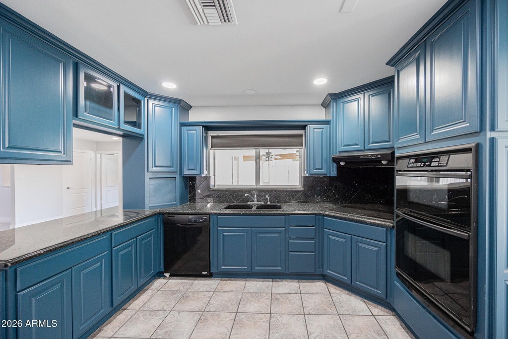 1341 E Garnet Circle - Photo 8