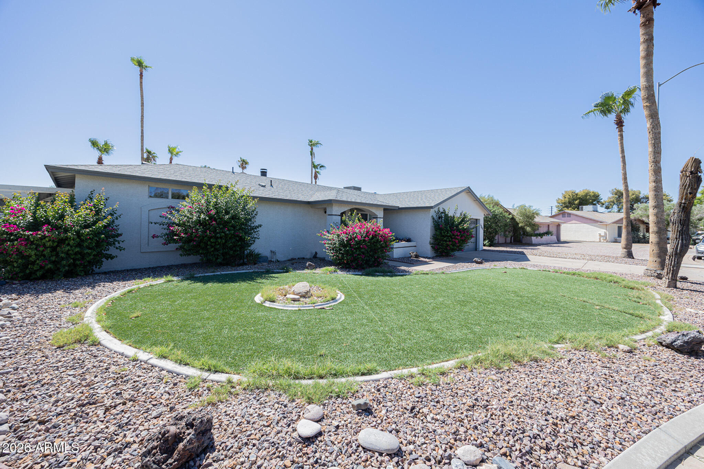 1341 E Garnet Circle - Photo 2