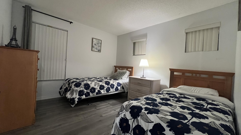 209 Castlemain Circle - Photo 12