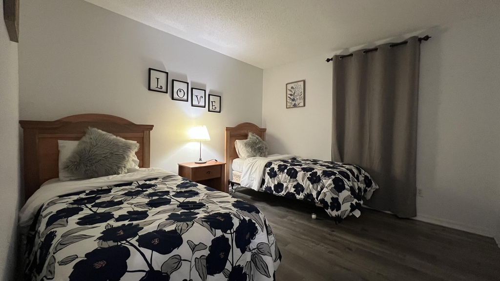209 Castlemain Circle - Photo 13