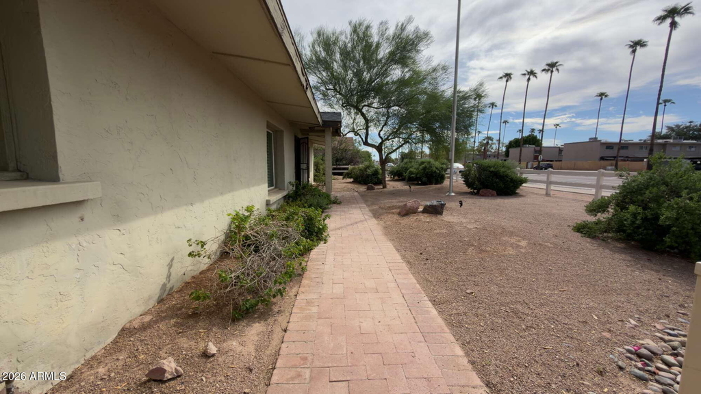 8238 E Thomas Road - Photo 1
