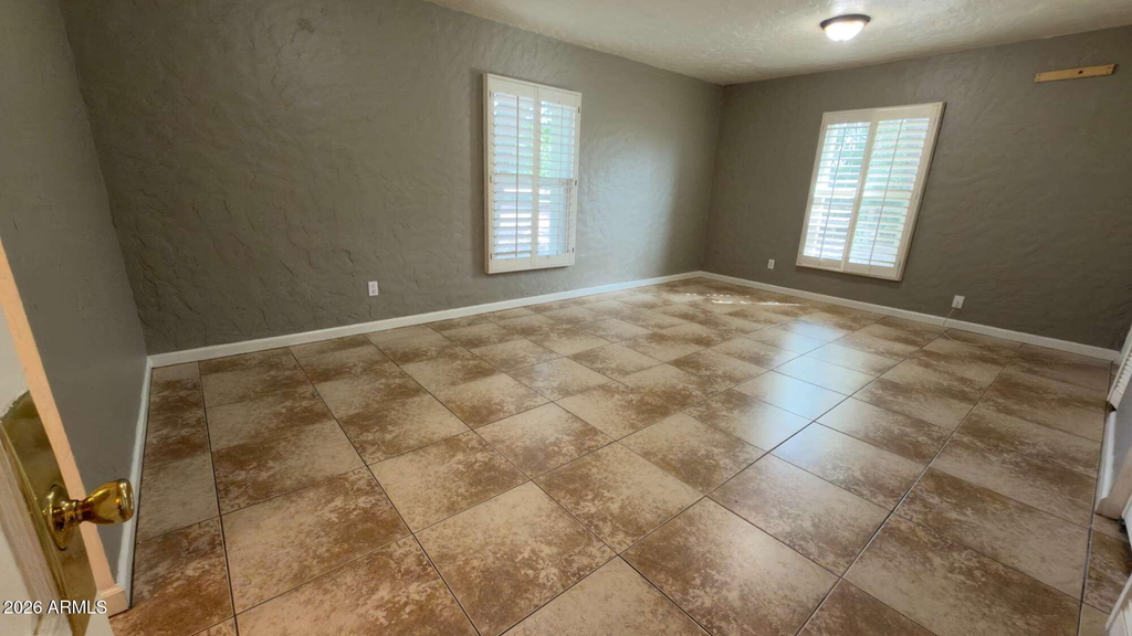 8238 E Thomas Road - Photo 10