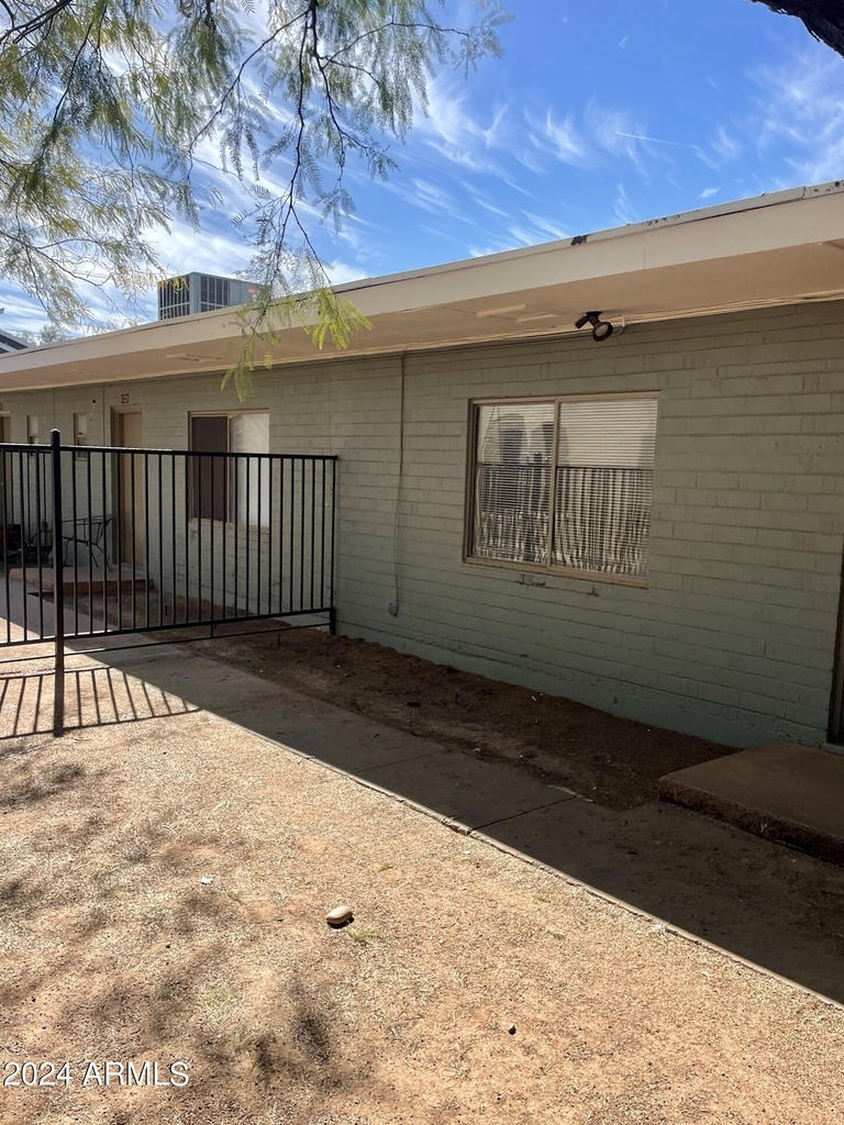 1222 W Roosevelt Street - Photo 8