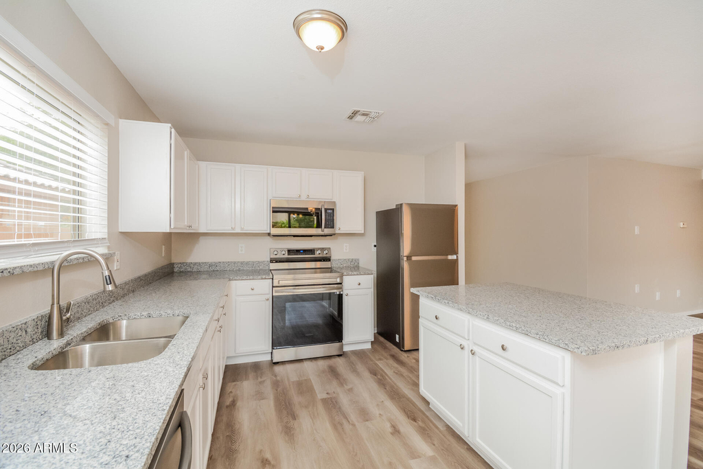 15804 W Port Au Prince Lane - Photo 5