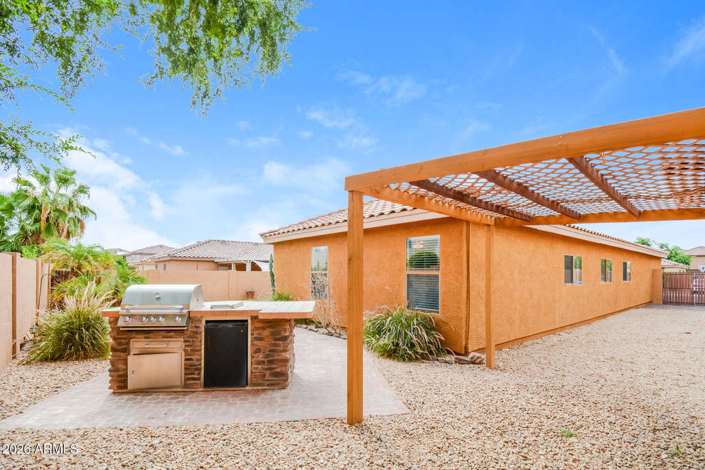 15804 W Port Au Prince Lane - Photo 14