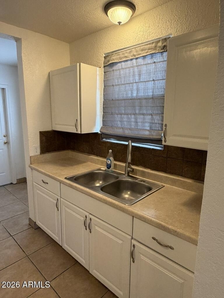 2126 E Harvard Street - Photo 4