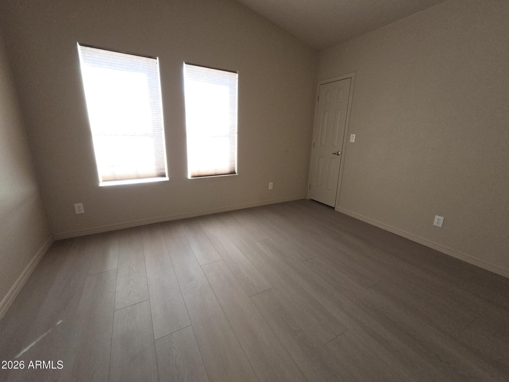 40709 N 253rd Avenue - Photo 8