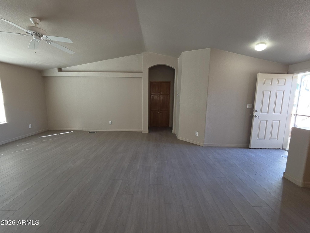 40709 N 253rd Avenue - Photo 1