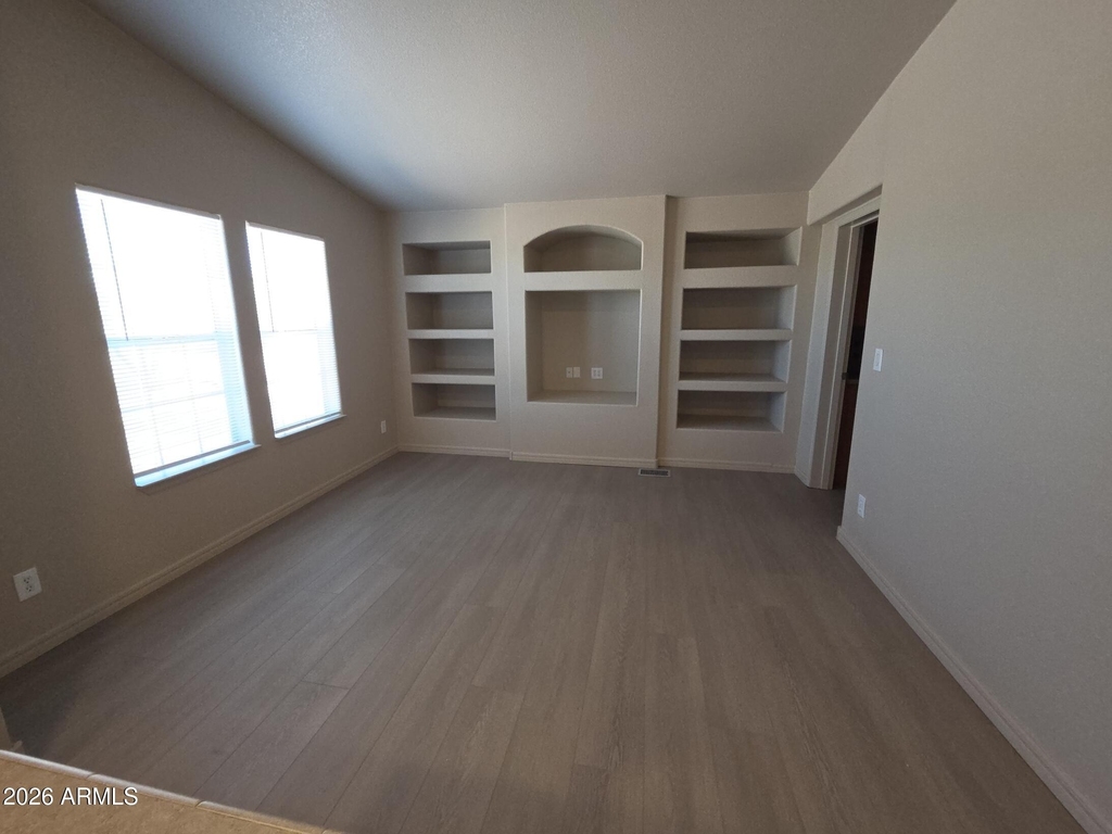 40709 N 253rd Avenue - Photo 4