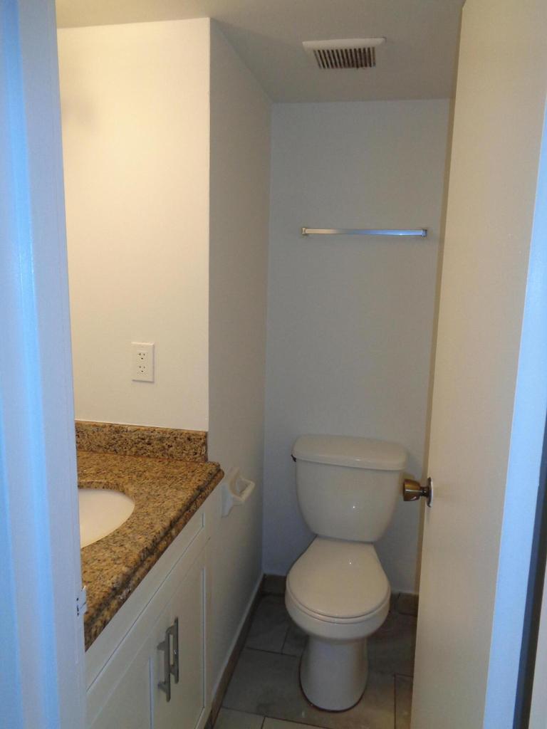 4394 Nw 9th Avenue - Photo 6