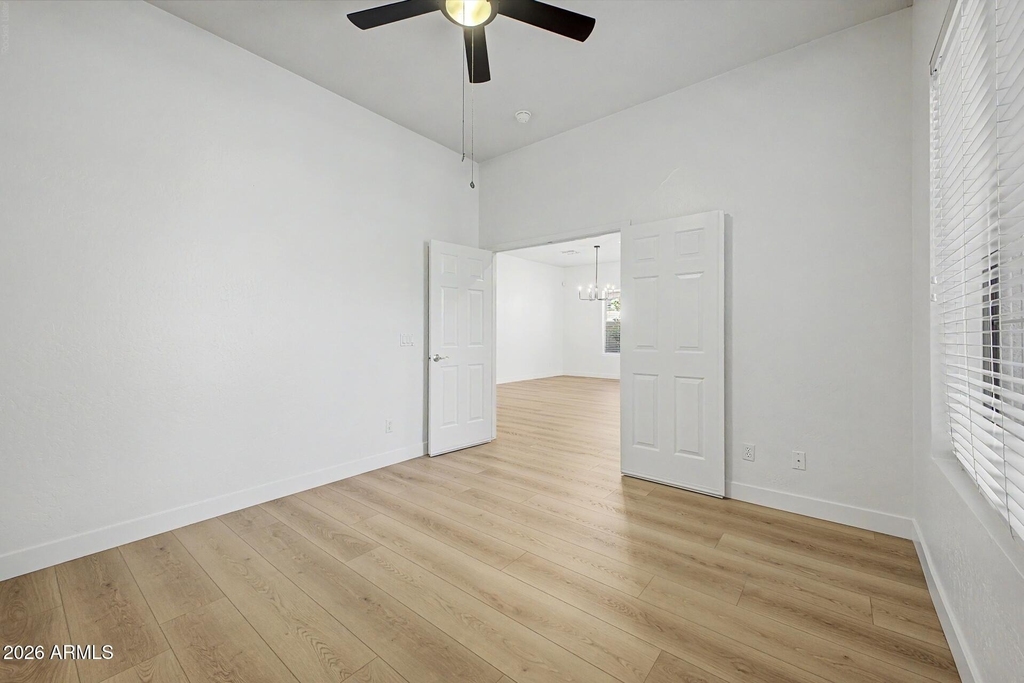 41008 N Republic Way - Photo 33