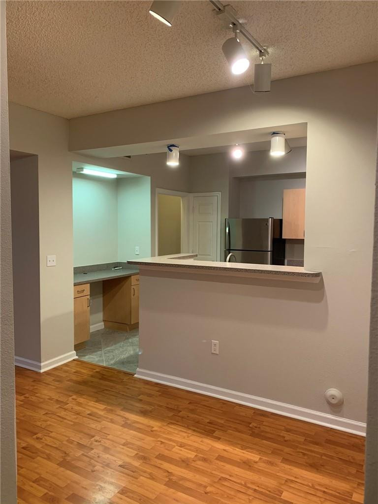533 Ne 3rd Avenue - Photo 0