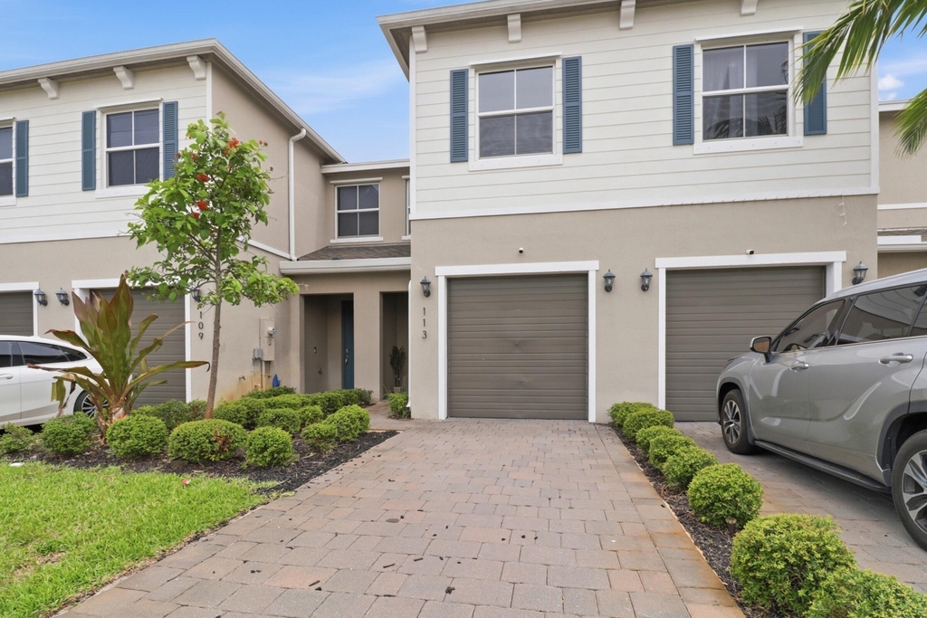 113 Bandol Street - Photo 19
