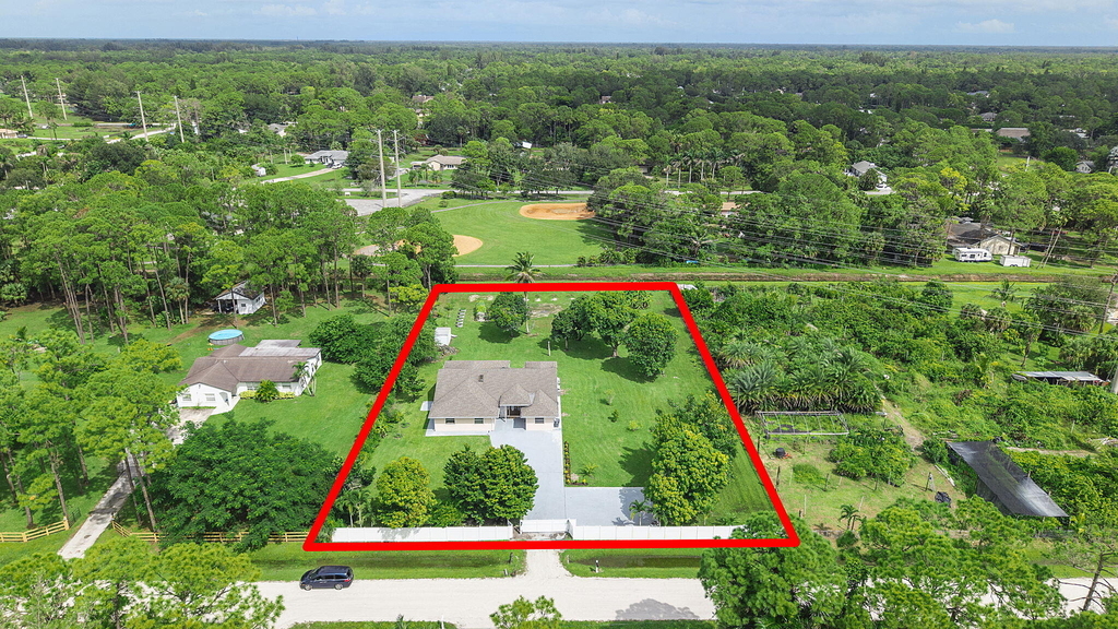 11835 N 47th Road N - Photo 1