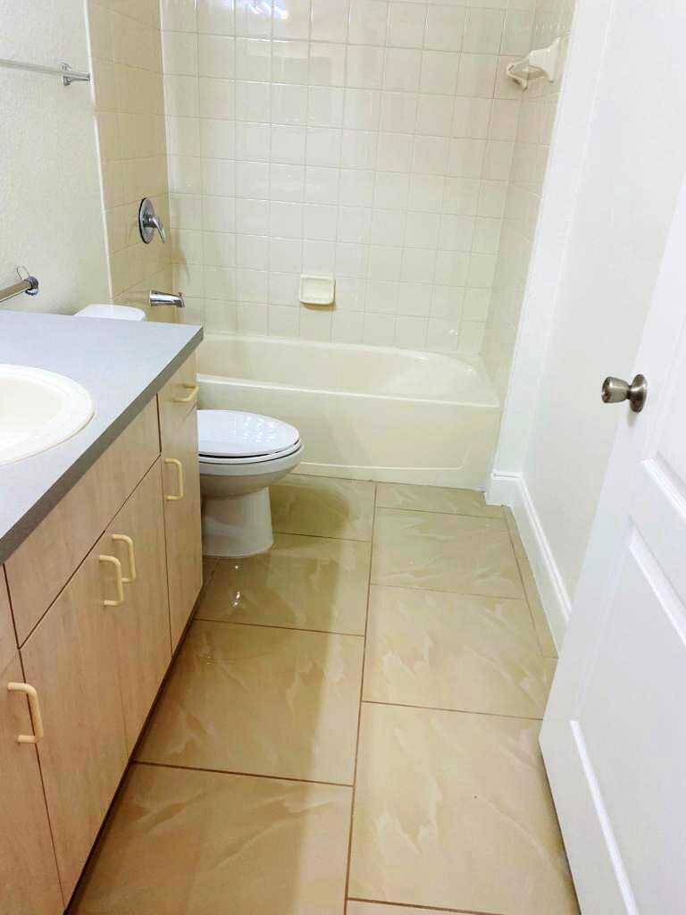 100 Sw Peacock Boulevard - Photo 8