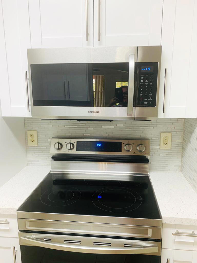 100 Sw Peacock Boulevard - Photo 3