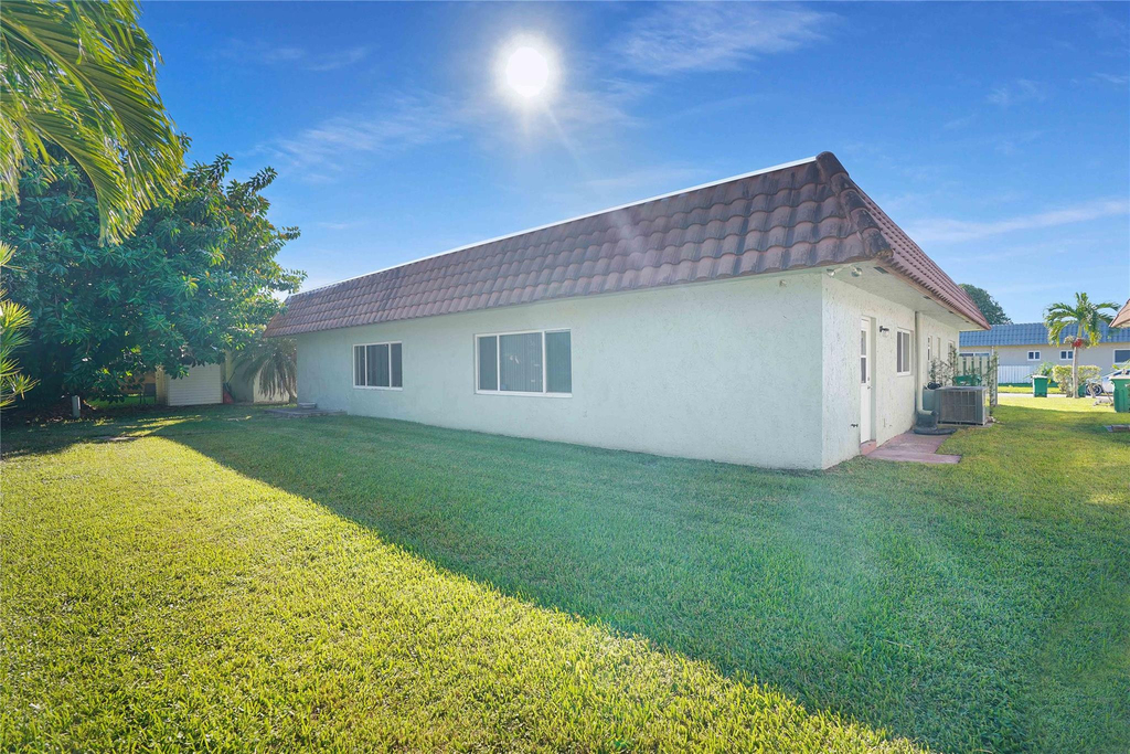 7831 Nw 71st Court - Photo 5