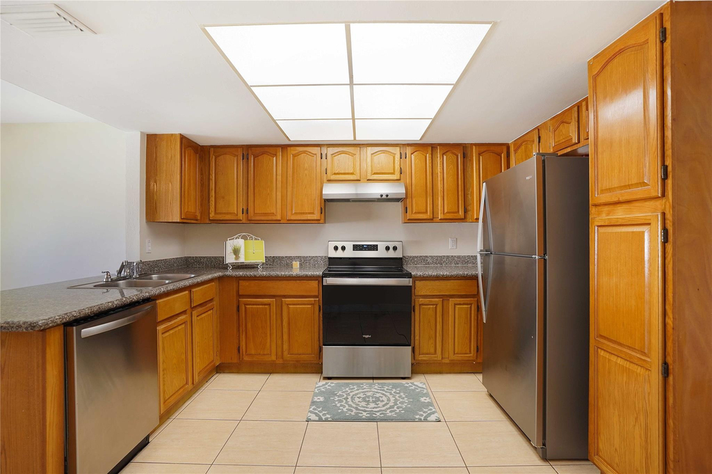 7831 Nw 71st Court - Photo 7