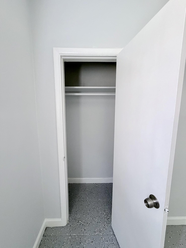 1007 N Tamarind Avenue - Photo 5