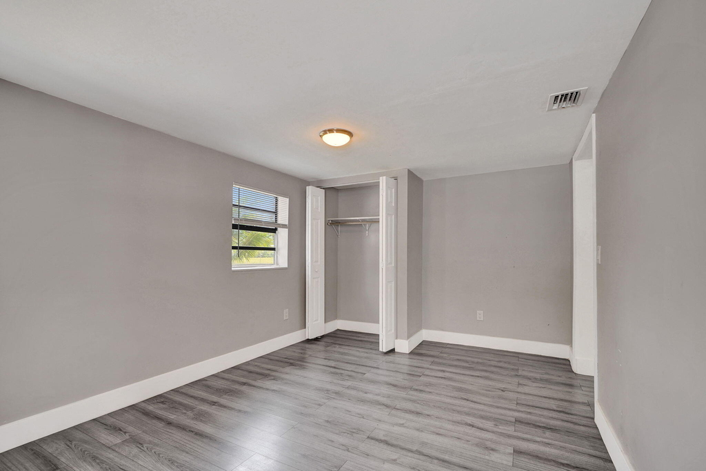 8224 Nw 1st Place - Photo 23
