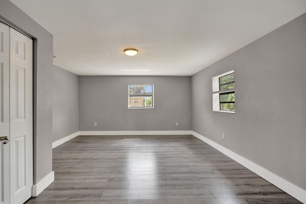 8224 Nw 1st Place - Photo 14