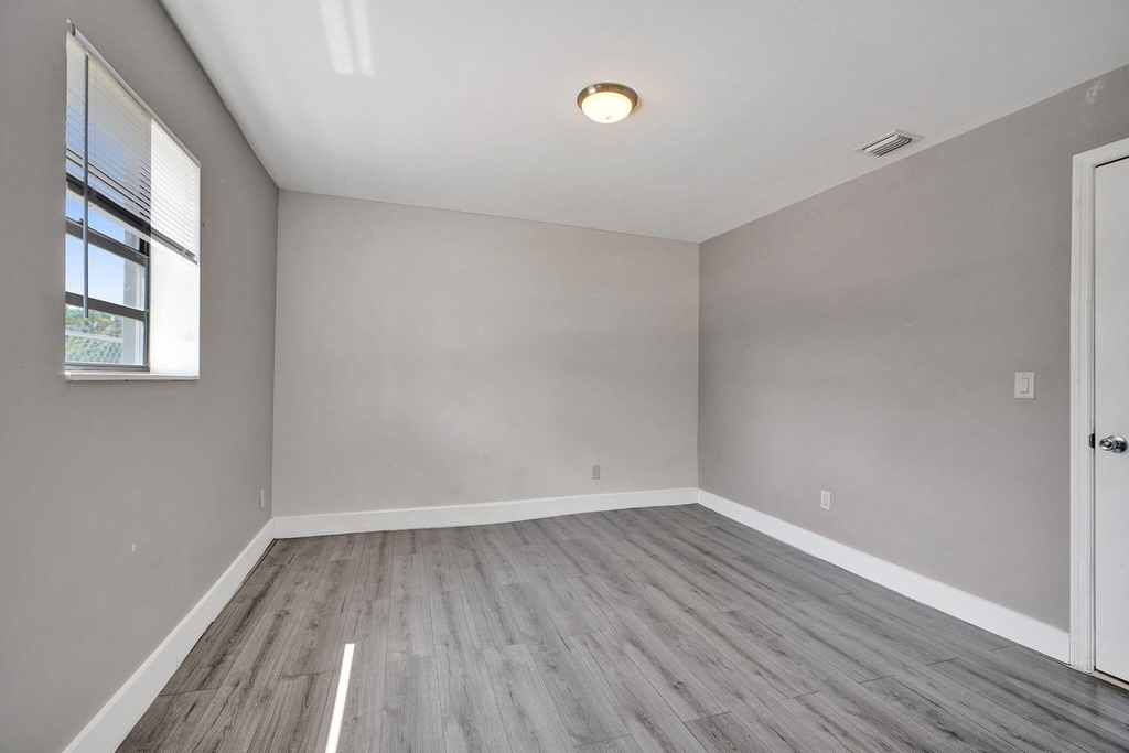 8224 Nw 1st Place - Photo 35