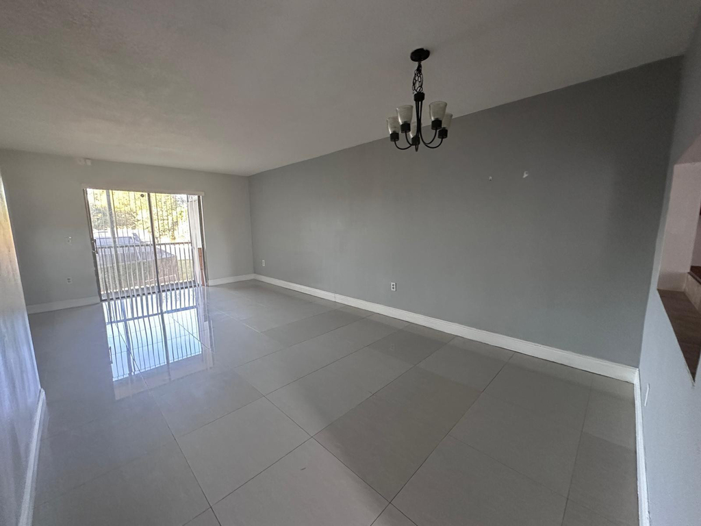 9157 Nw 1st Court - Photo 8