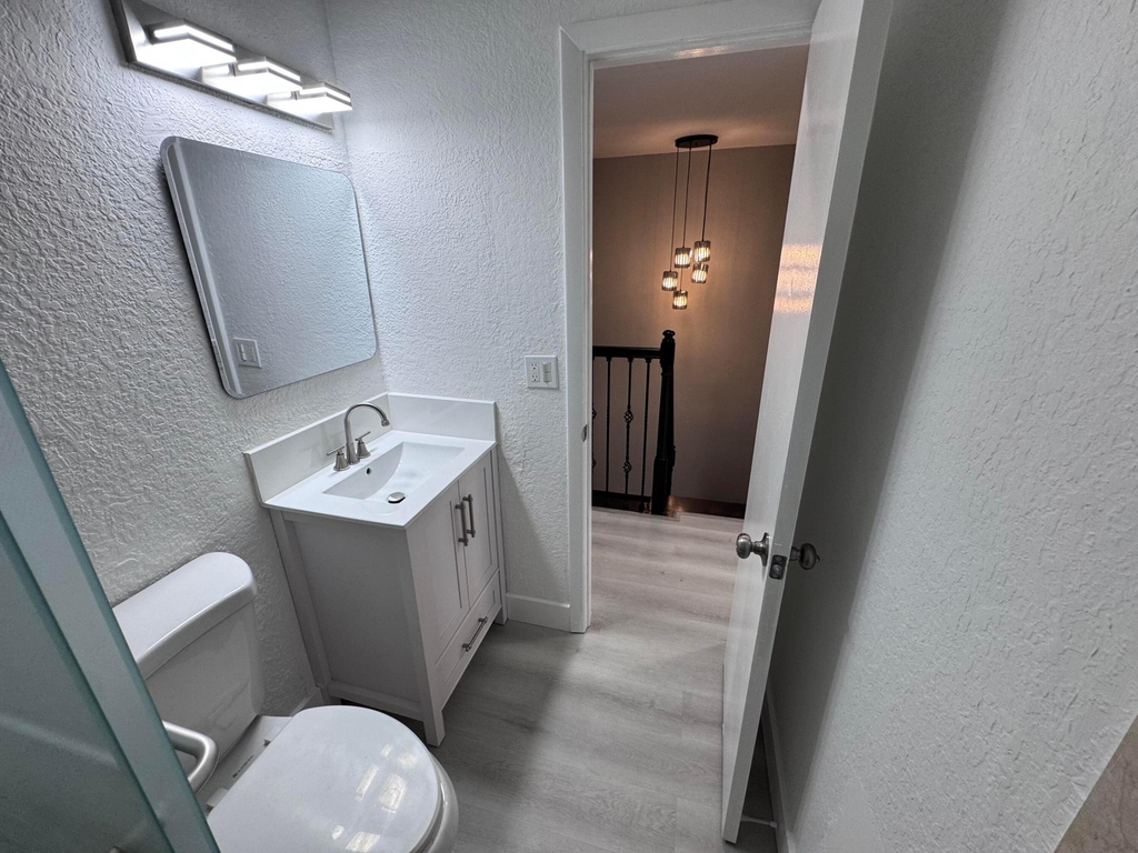 11001 Royal Palm Boulevard - Photo 13
