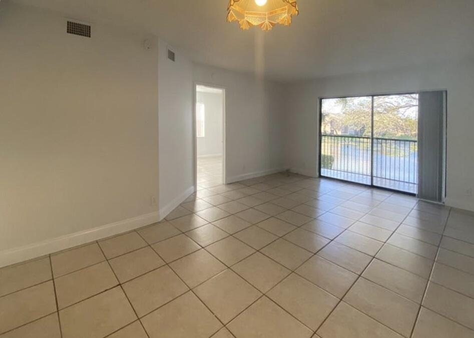 9000 Nw 28th Drive - Photo 7