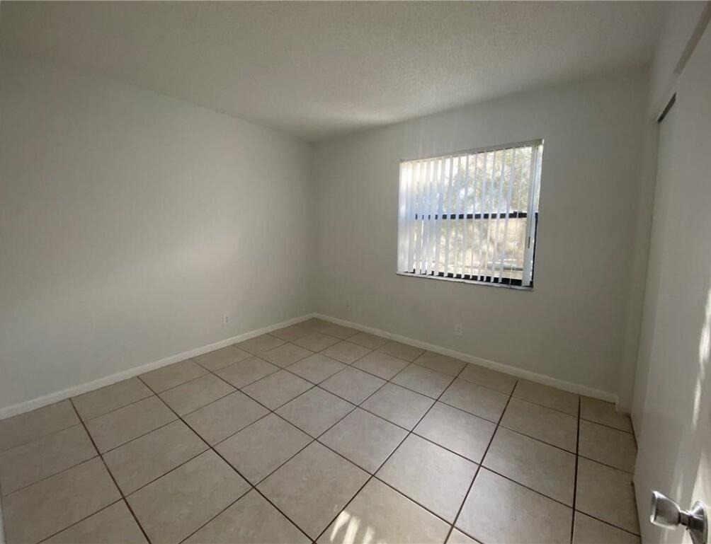9000 Nw 28th Drive - Photo 15