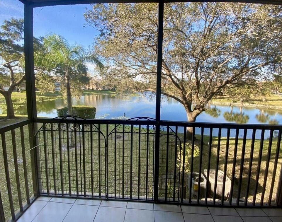 9000 Nw 28th Drive - Photo 19